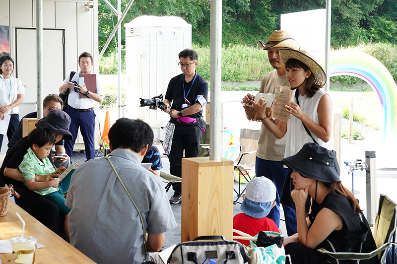 益子町内にある観光農園「ブルーベリーと里山と」を訪問