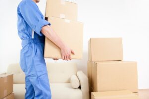 引っ越し繁忙期はいつ？3月を避けて1〜2月入居を安くするコツ