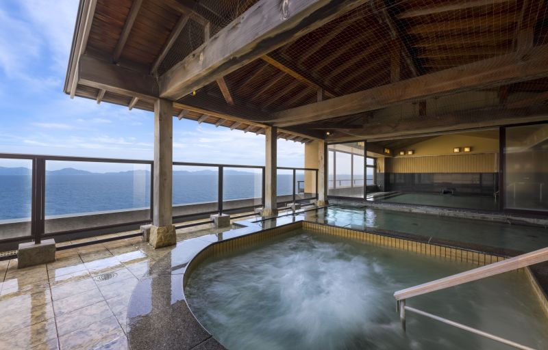 愛知県蒲郡市 銀波荘の露天風呂